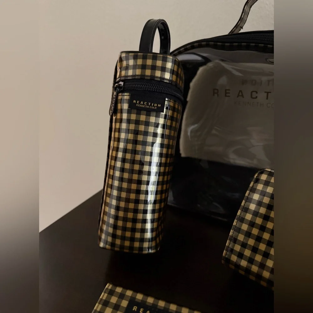 Kenneth Cole Reaction Cosmetic Travel Bag Set | Gingham Plaid  Organizer